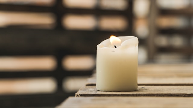 wholesale candle supplies in Ontario